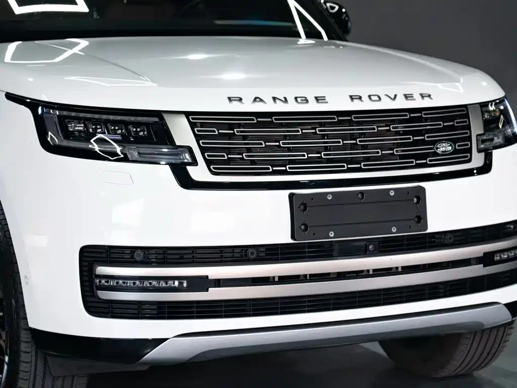 Range Rover 2024 3.0 L6 400PS Extended Edition, seven seats купить на сайте DeffCars