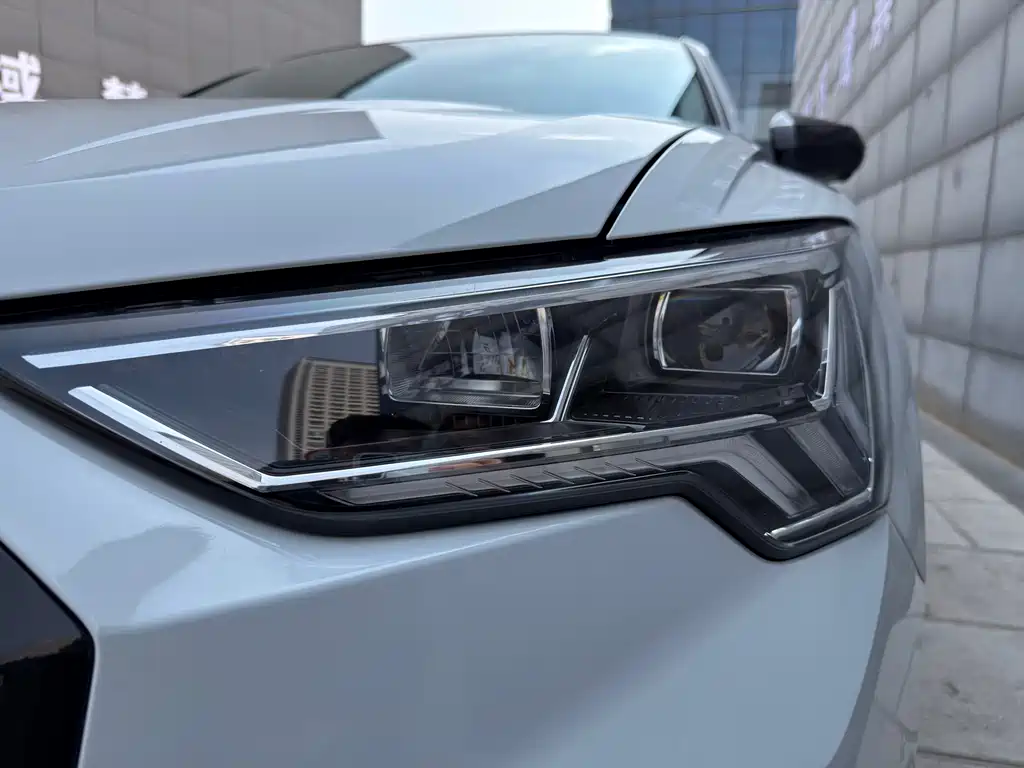 Audi Q3 Sportback 2022 40 TFSI Fashion Model купить на сайте DeffCars