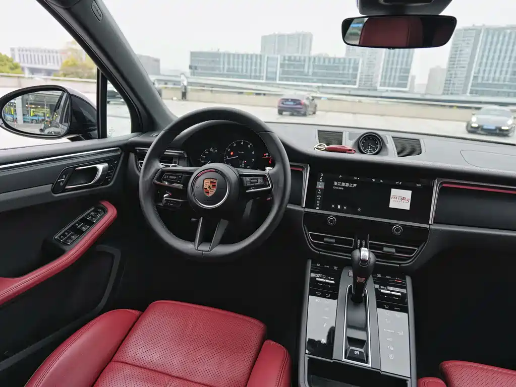 Macan 2023 Macan 2.0T купить на сайте DeffCars