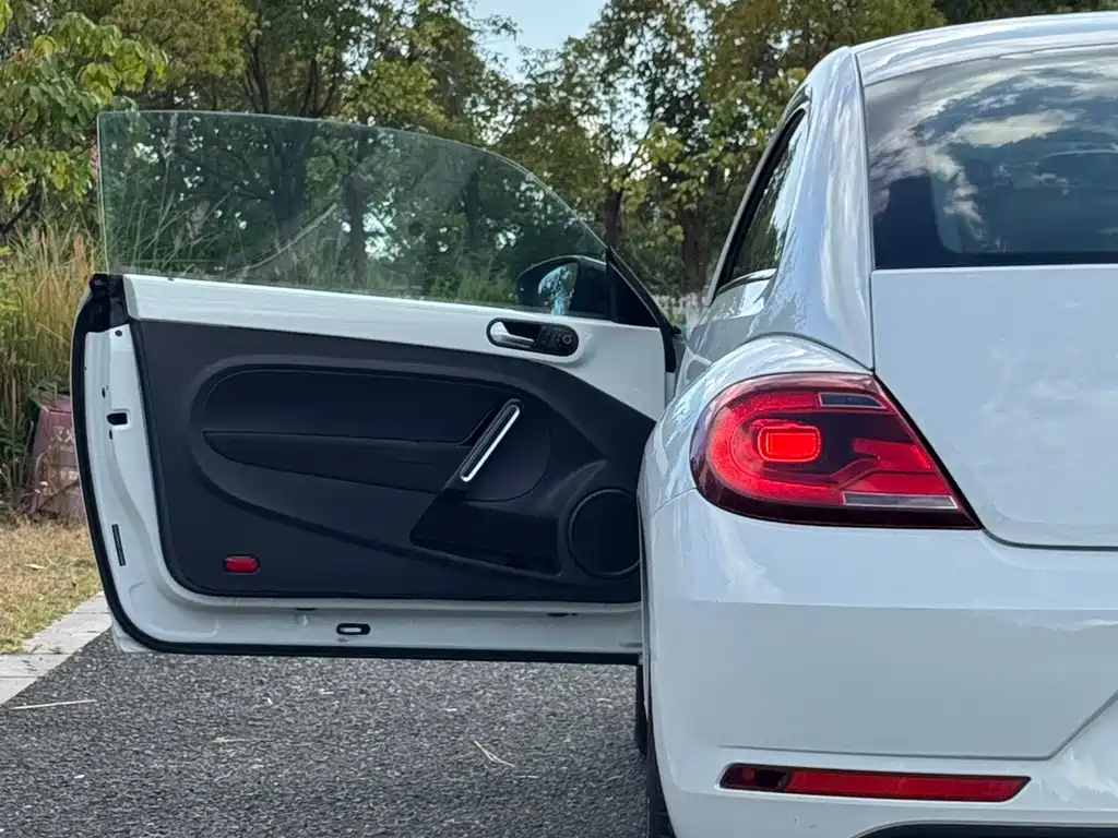 Beetle 2018 180TSI Yile Type купить на сайте DeffCars