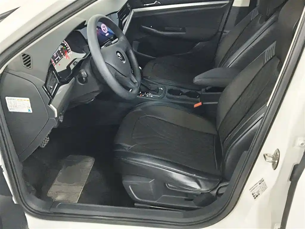 Bora 2021 1.5L Automatic Fashion Smart Connected Edition купить на сайте DeffCars