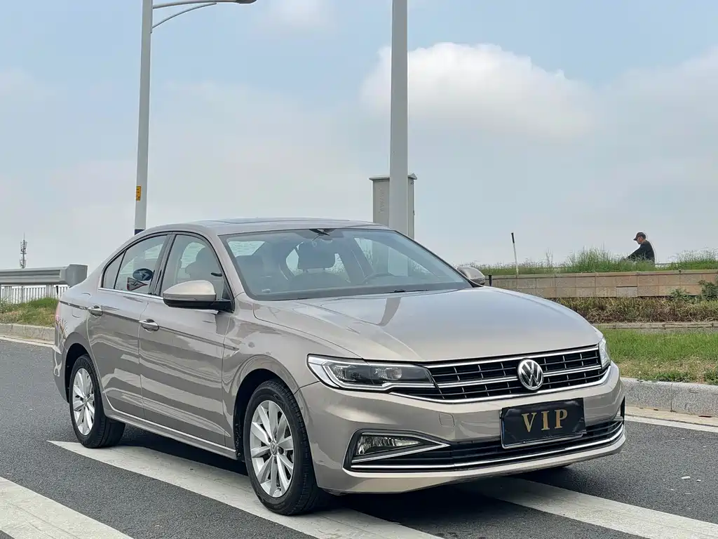 Bora 2020 1.5L automatic elite model купить на сайте DeffCars