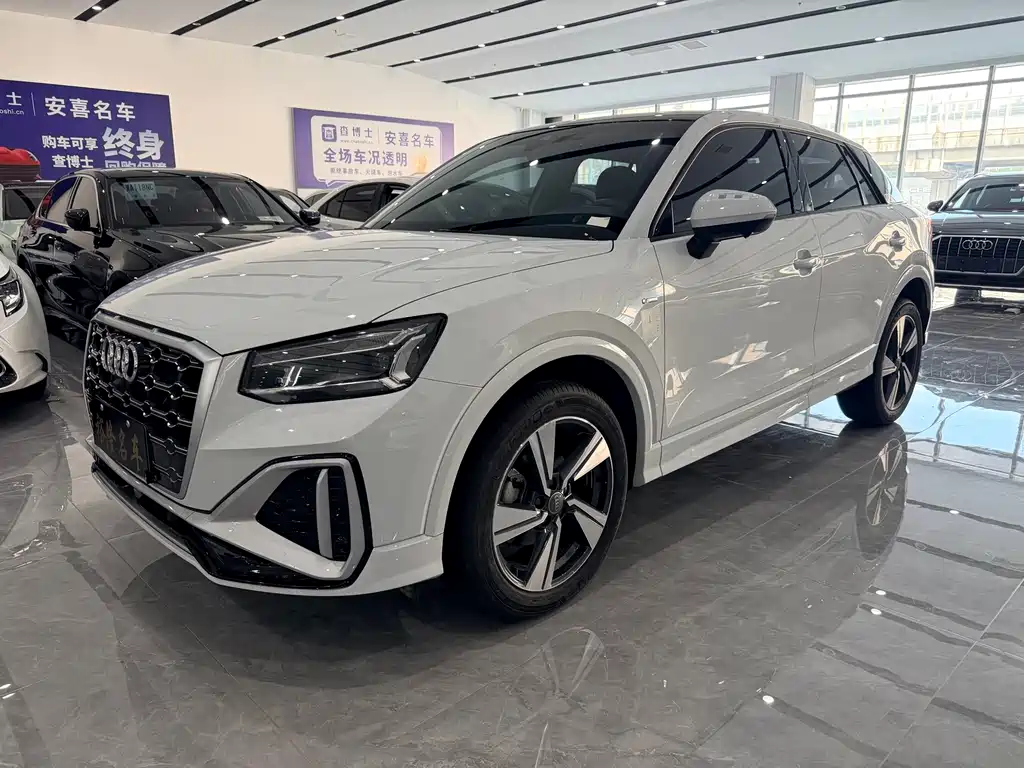 Audi Q2L 2022款 35 TFSI 时尚动感型 купить на сайте DeffCars