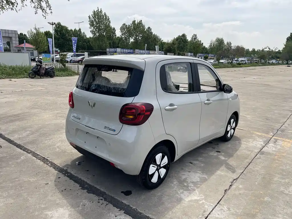 Hongguang MINIEV 2025 fourth generation four-door version advanced model купить на сайте DeffCars