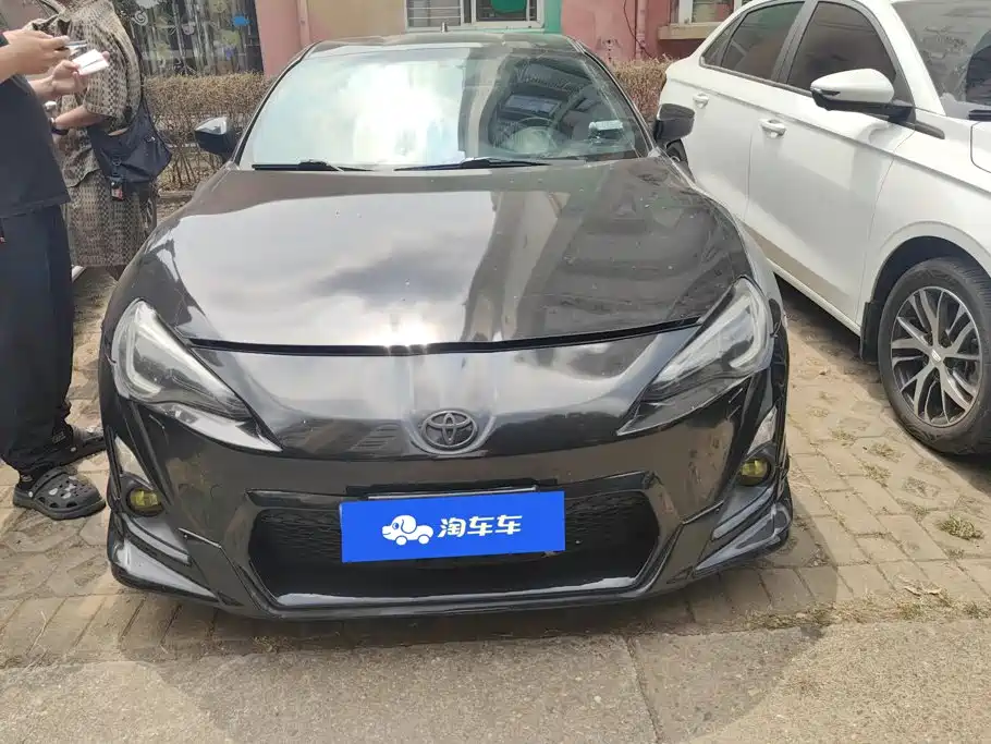 Toyota 86 2013 2.0L automatic luxury model купить на сайте DeffCars