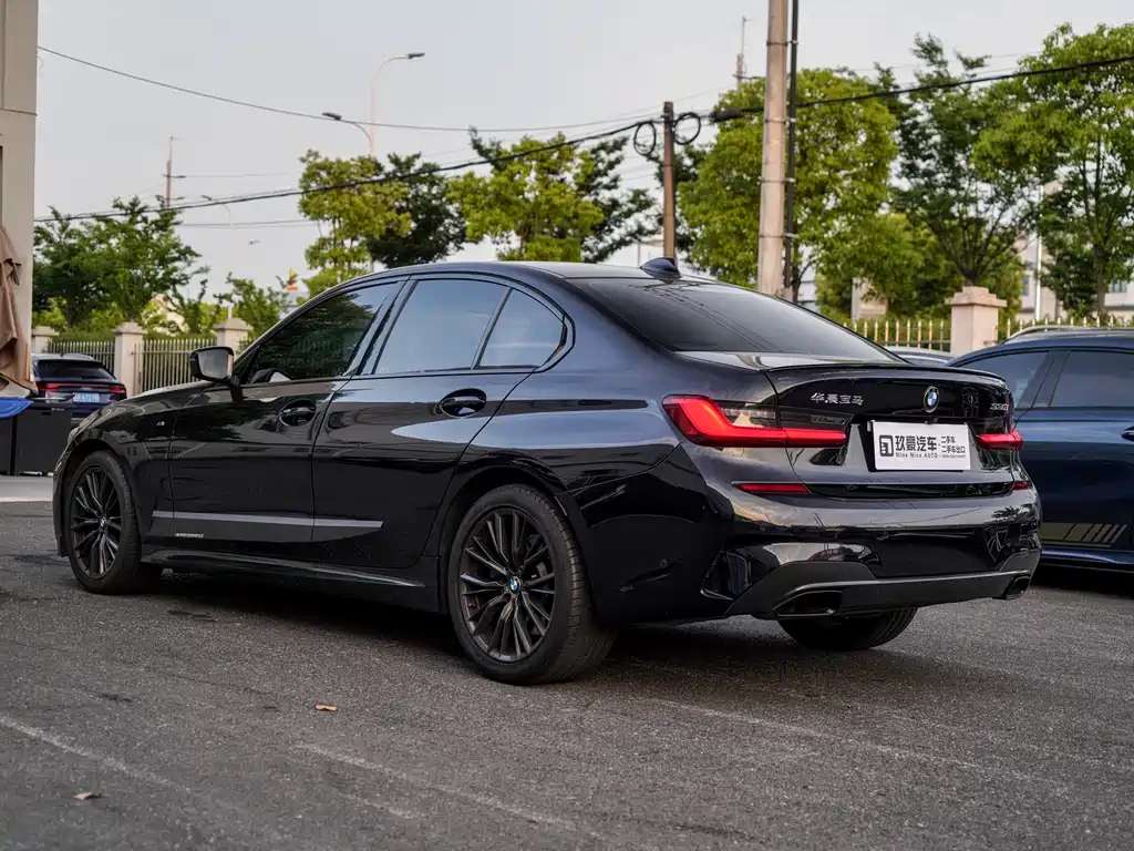 BMW 3 Series 2020 330i M Sports Night Package купить на сайте DeffCars