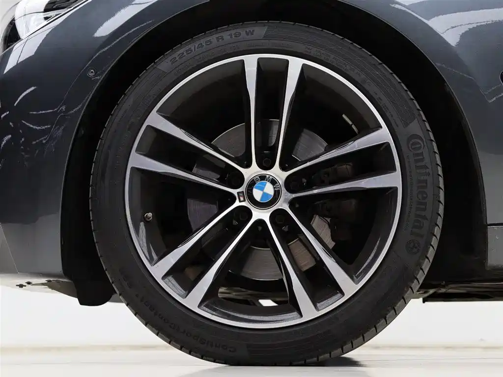 BMW 3 Series GT 2019 330i xDrive M Sports Night Edition купить на сайте DeffCars