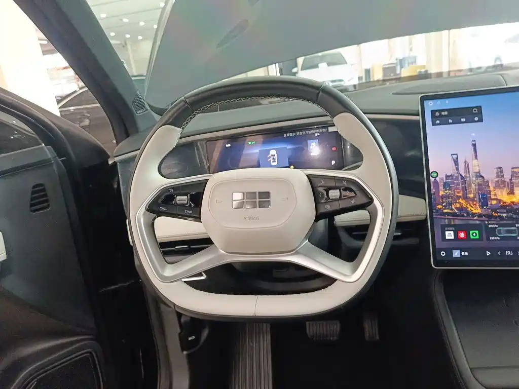 Galaxy L7 2023 1.5T 115km PLUS купить на сайте DeffCars