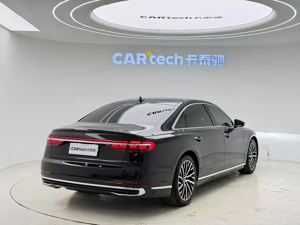 Audi A8 2023 A8L 50 TFSI quattro Premium Selection купить на сайте DeffCars