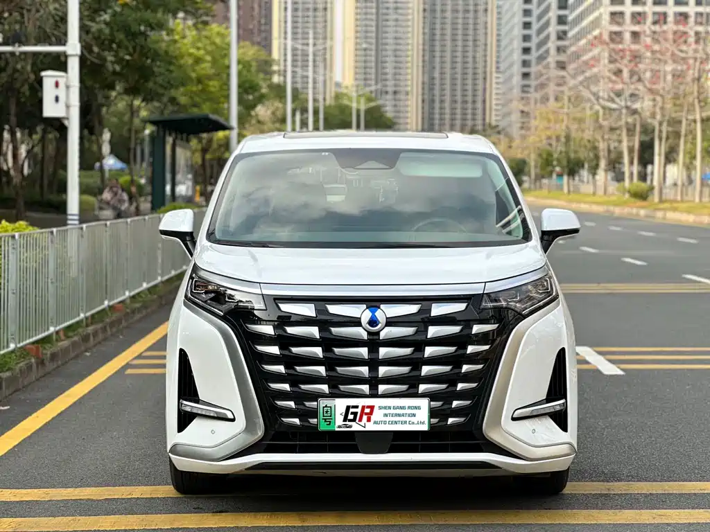 Denza D9 2022 DM-i 970 four-wheel drive premium model купить на сайте DeffCars