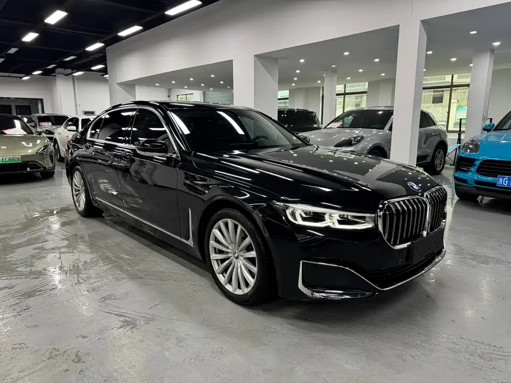 BMW 7 Series 2021 730Li Luxury Package купить на сайте DeffCars