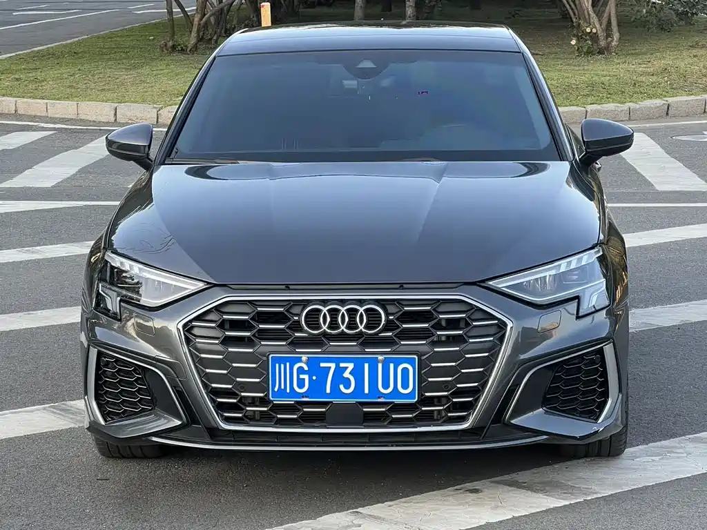 Audi A3 2023 A3L Limousine 35 TFSI Fashionable and Sporty купить на сайте DeffCars