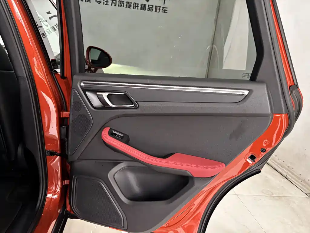 Macan 2023 Macan 2.0T купить на сайте DeffCars