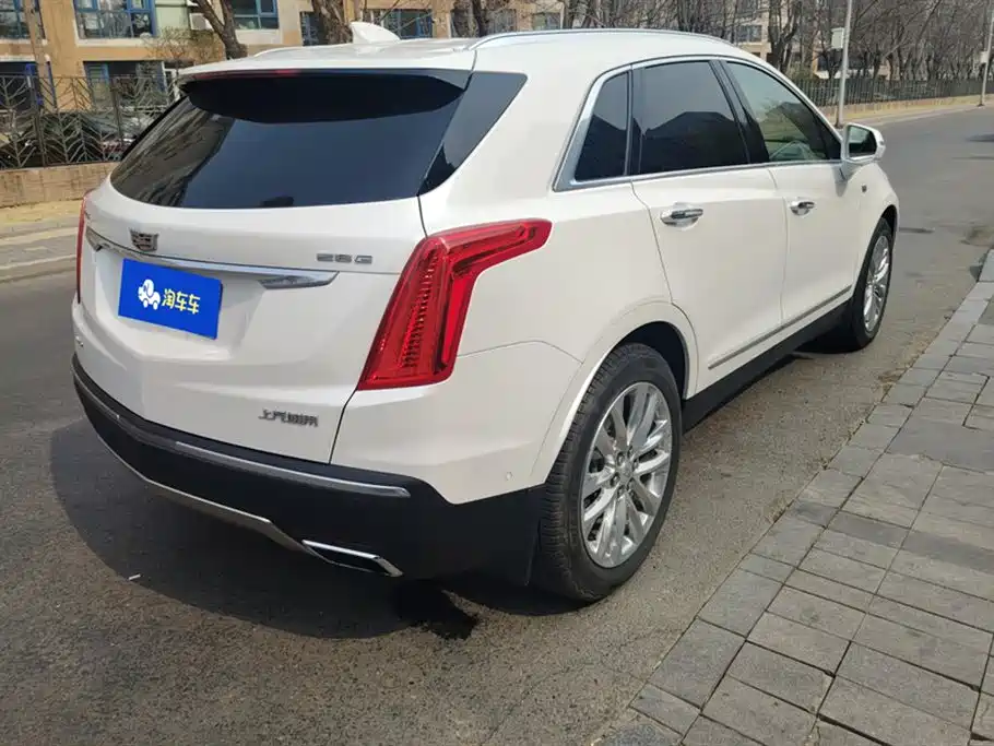 Cadillac XT5 2018 28E 4WD Platinum Edition купить на сайте DeffCars