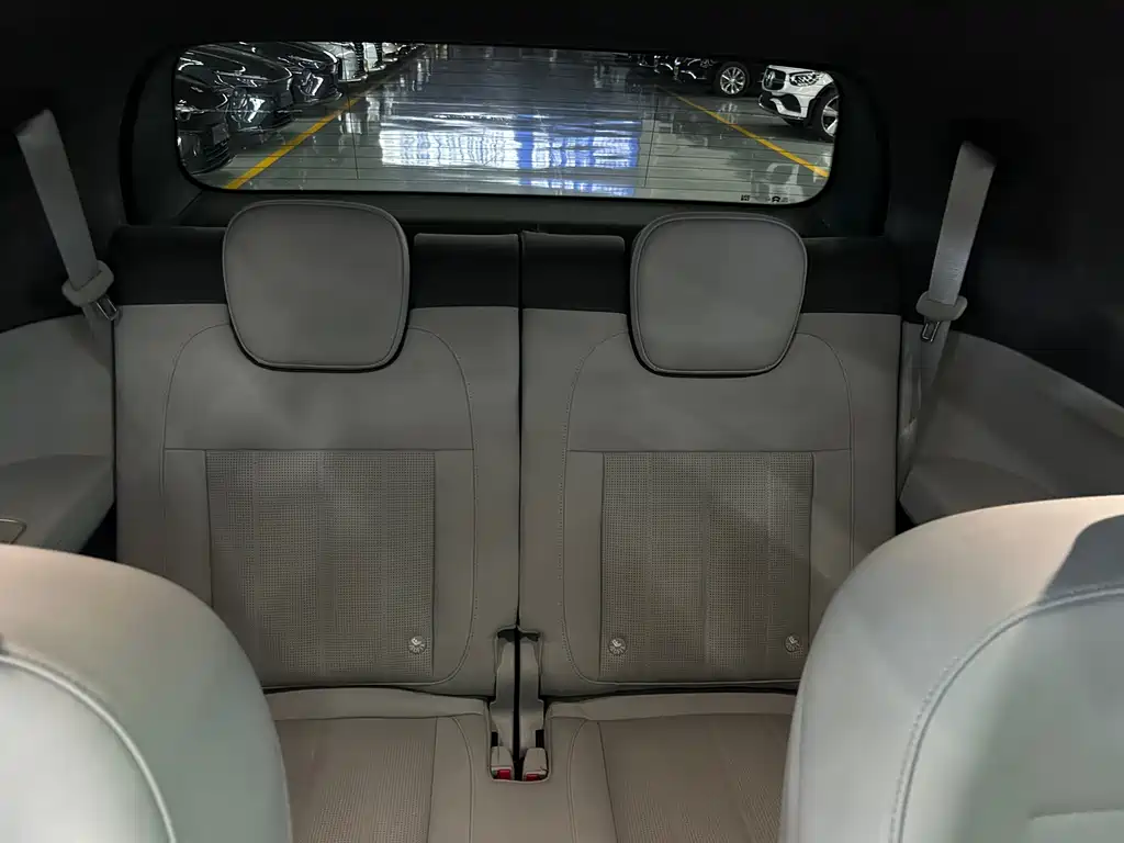 NIO ES8 2023 75kWh Executive Edition купить на сайте DeffCars