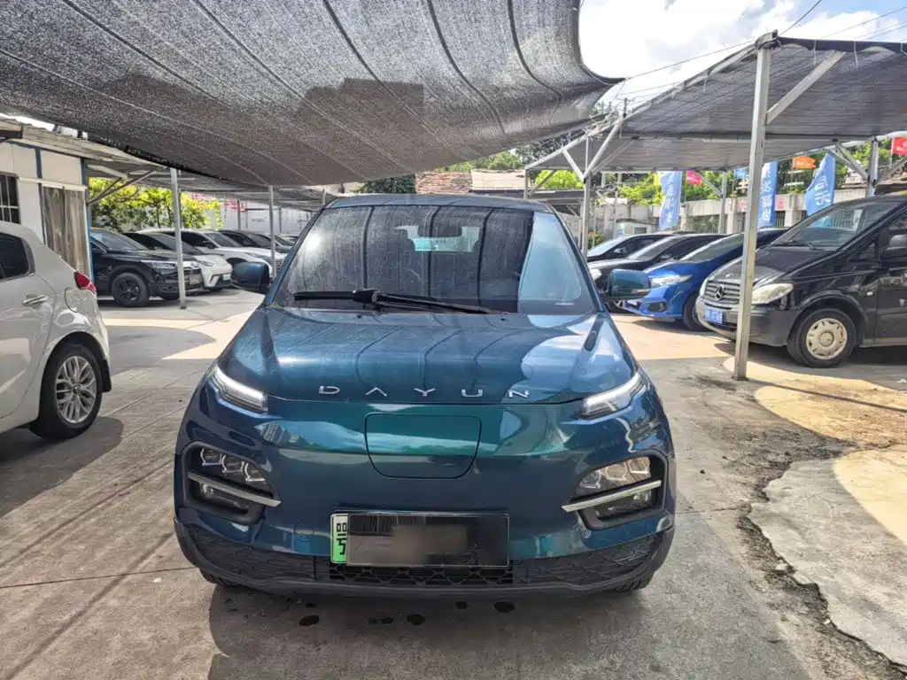 Yuehu 2022 30.66kWh two-wheel drive VIP version купить на сайте DeffCars