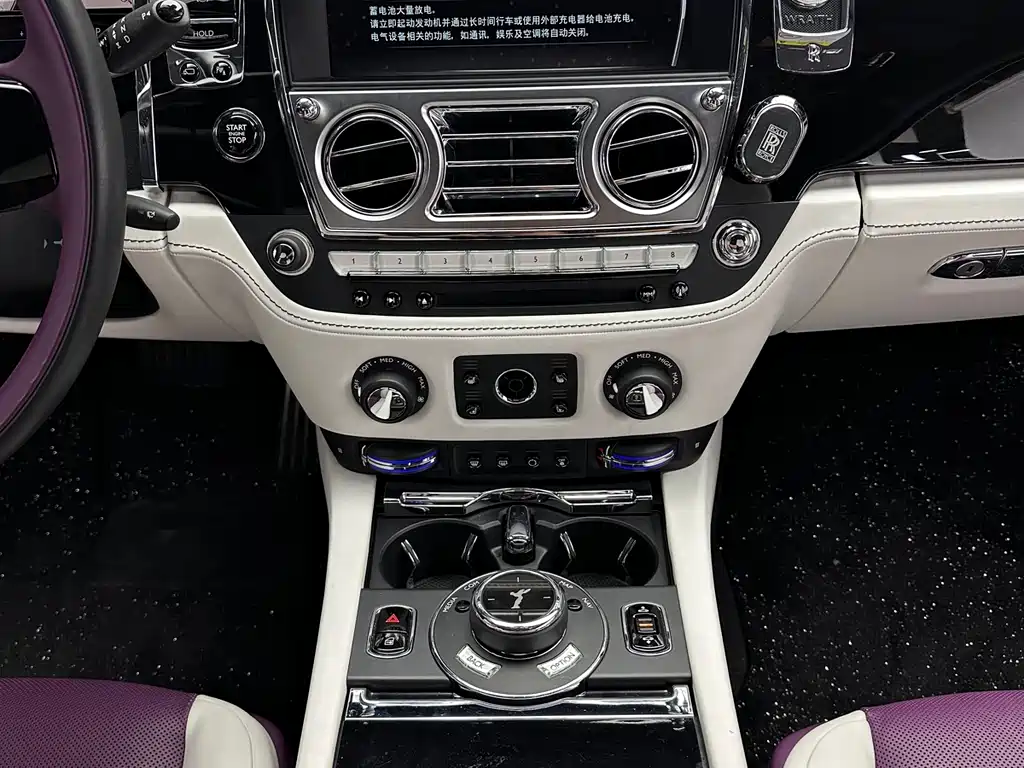 Phantom 2018 6.6T standard model купить на сайте DeffCars