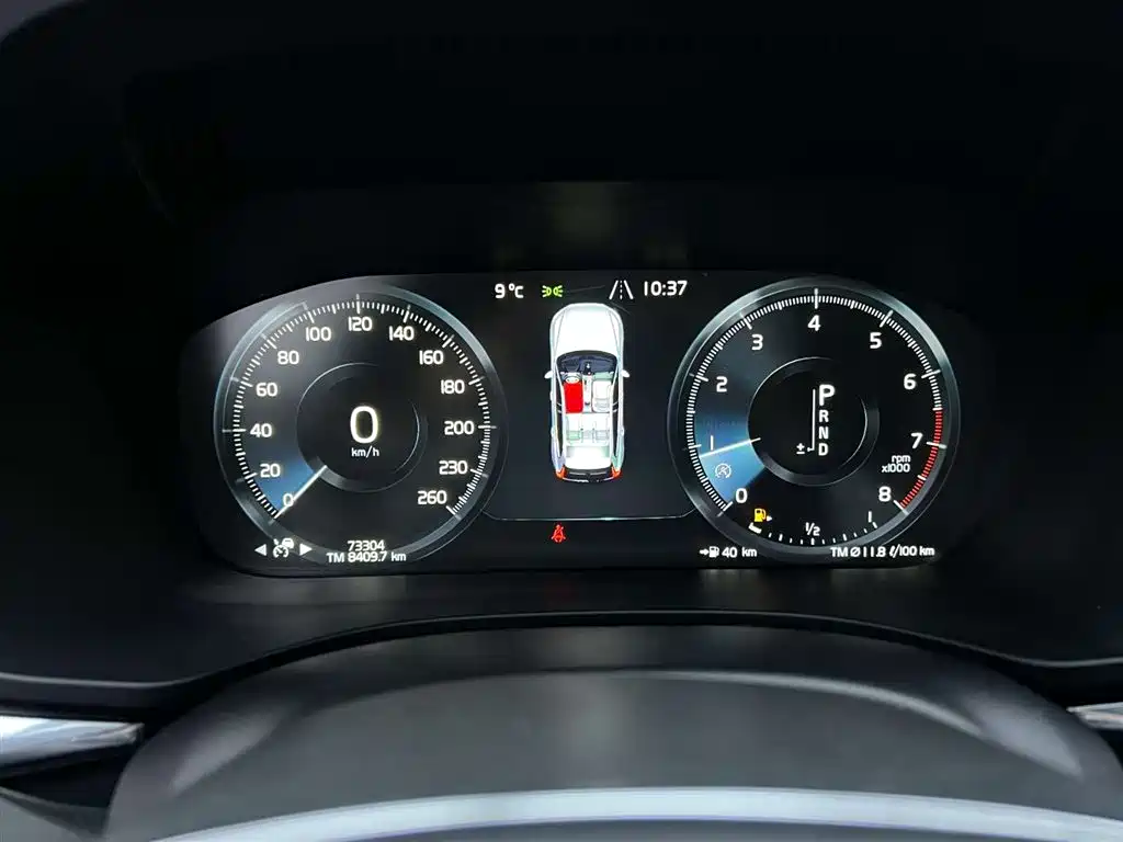 Volvo XC60 2018 T5 four-wheel drive Zhiyuan Sport Edition купить на сайте DeffCars