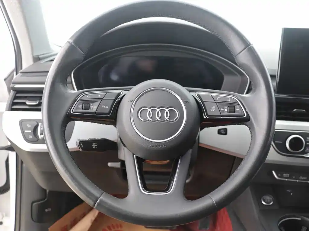 Audi A4L 2022 40 TFSI Fashionable and Dynamic купить на сайте DeffCars