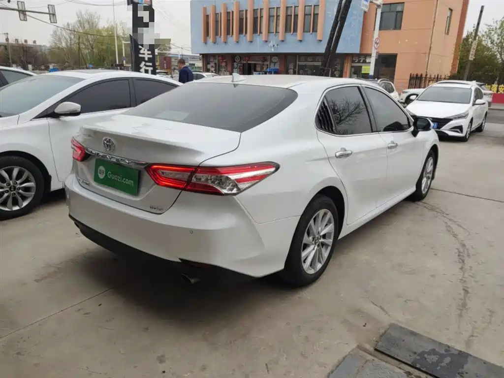 Camry 2021 2.0G Deluxe Edition купить на сайте DeffCars