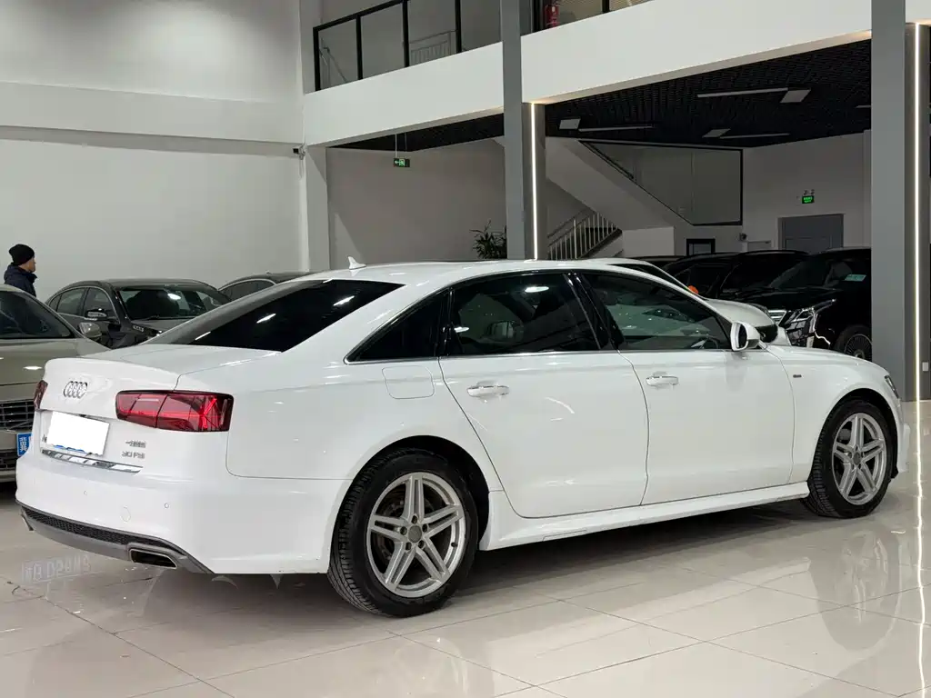 Audi A6L 2018 30th Anniversary Model 30 FSI Fashion Model купить на сайте DeffCars
