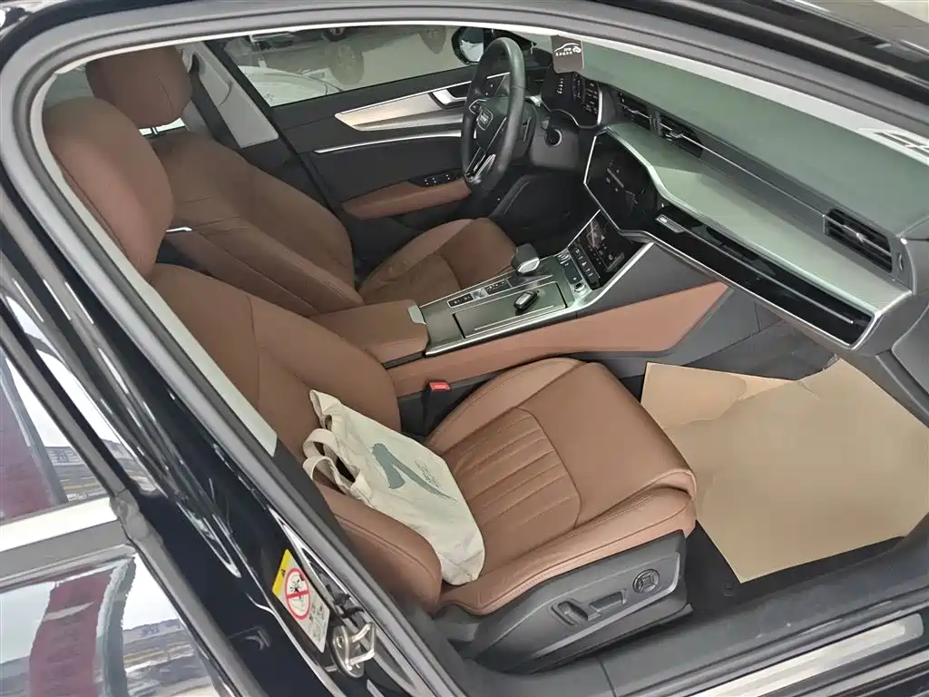 Audi A6L 2019 40 TFSI luxury and elegant model купить на сайте DeffCars