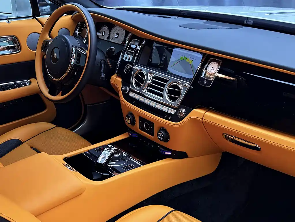 Phantom 2018 6.6T standard model купить на сайте DeffCars