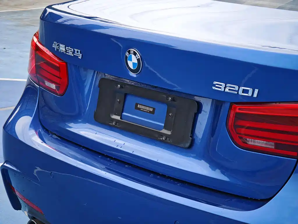BMW 3 Series 2017 320i M Sports купить на сайте DeffCars