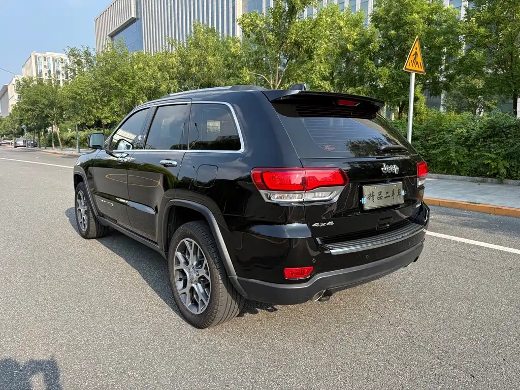 Grand Cherokee (импорт) 2020 3.0L Elite Navigation Edition купить на сайте DeffCars