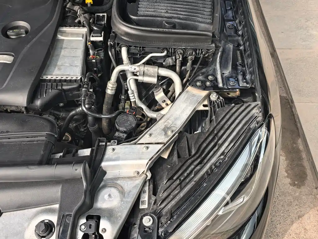 Mercedes-Benz GLC Coupe 2017 GLC 200 4MATIC Coupe SUV купить на сайте DeffCars