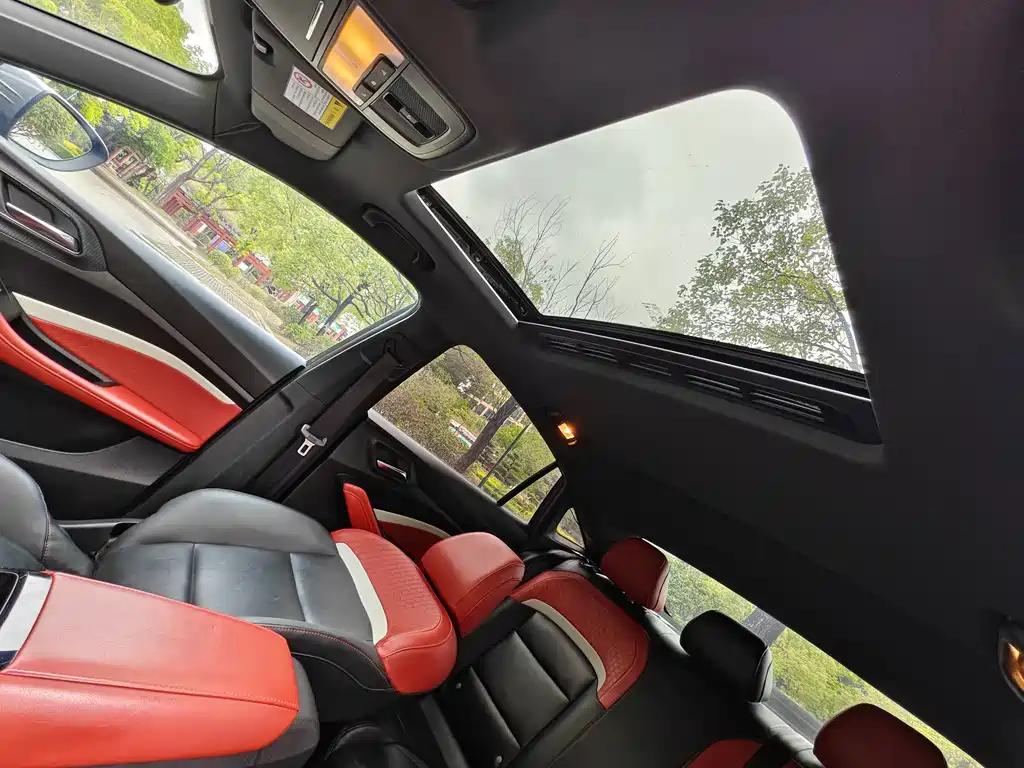 MG5 2021 300TGI DCT Green Luxury Flagship Edition купить на сайте DeffCars
