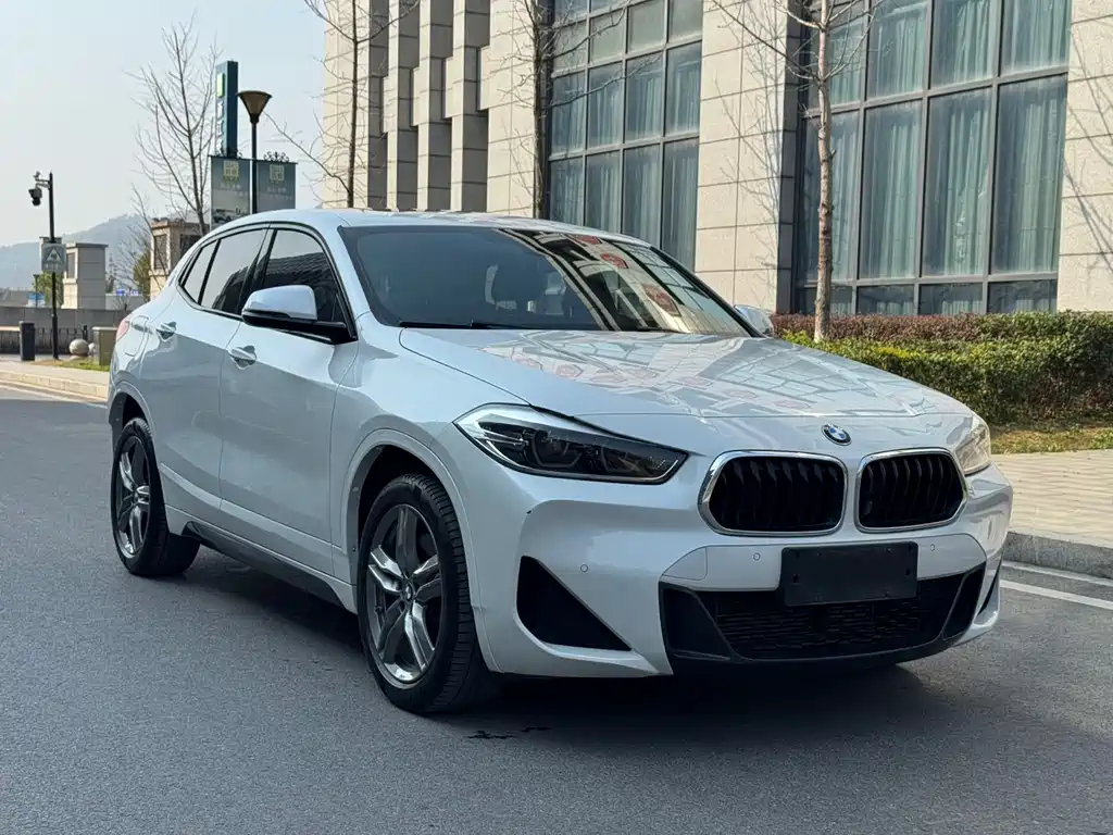 BMW X2 2021 sDrive25i leading M sports package купить на сайте DeffCars
