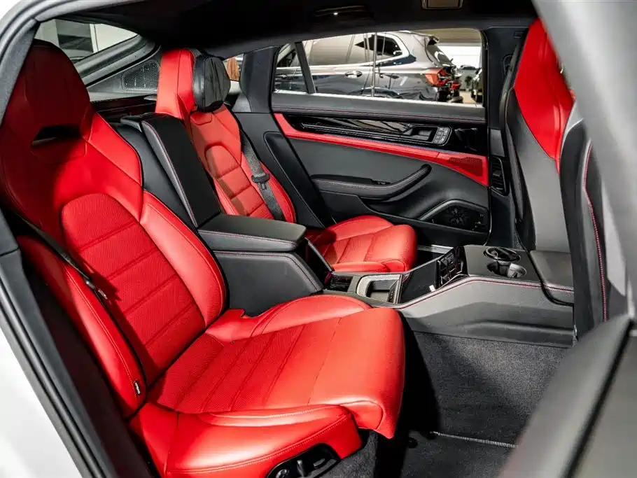 Panamera 2024 Panamera 4 Executive Extended Edition 2.9T купить на сайте DeffCars