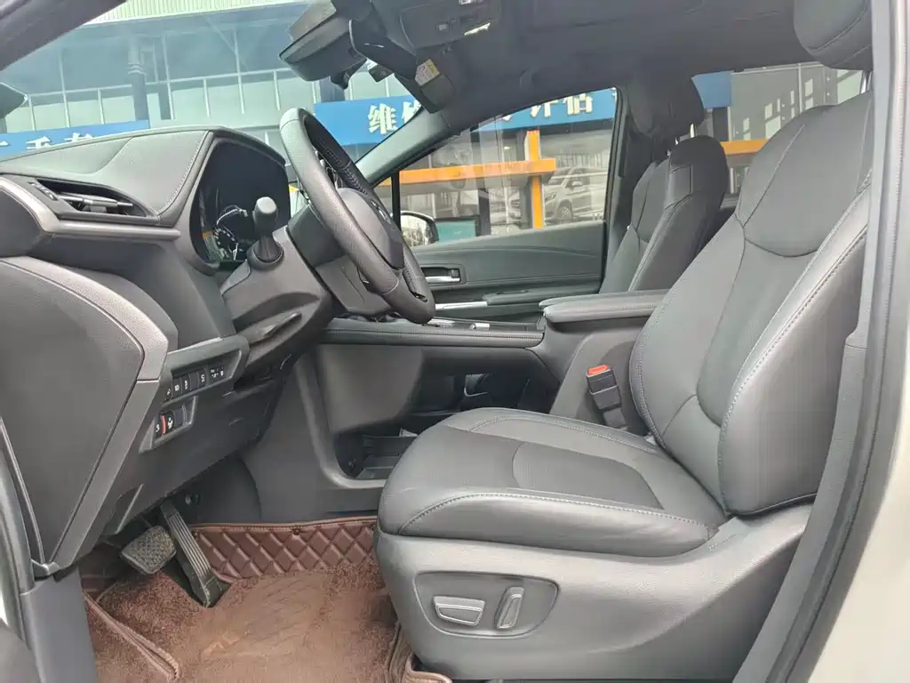 SIENNA 2024 2.5L hybrid four-wheel drive premium version купить на сайте DeffCars