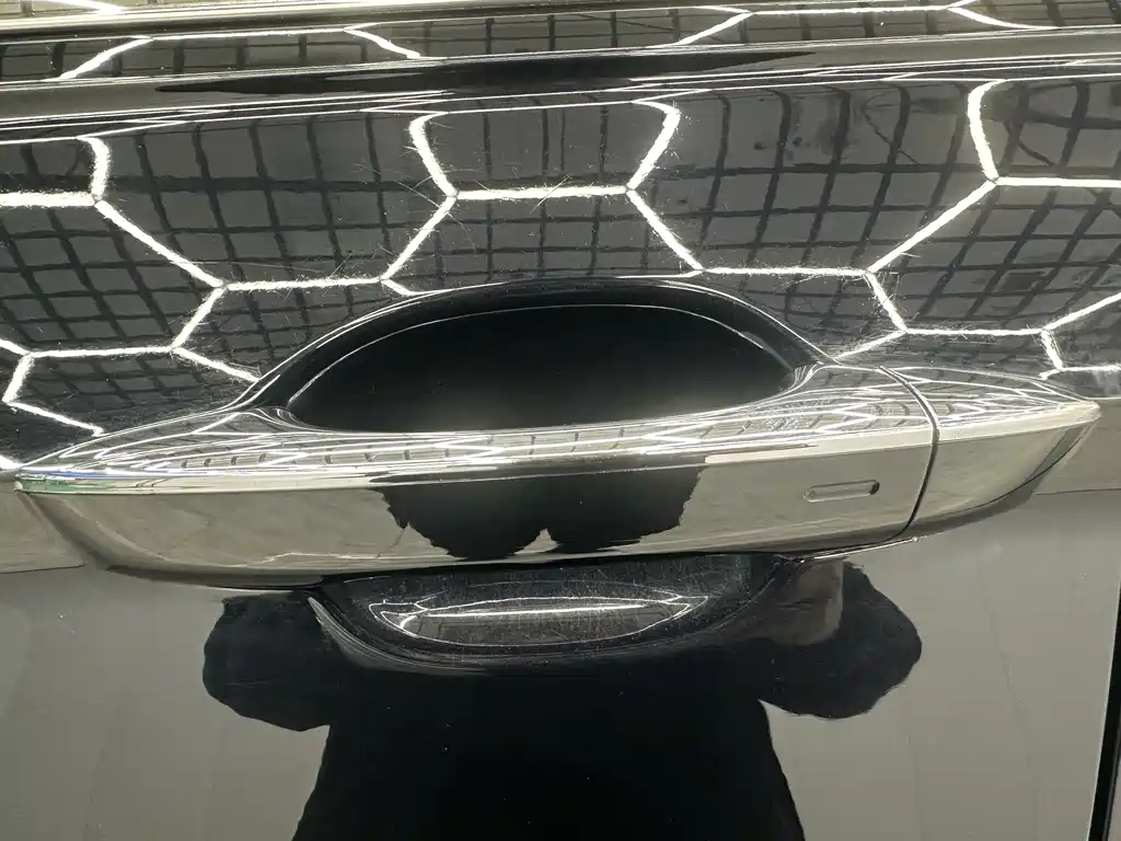 Tiguan L 2023 280TSI automatic two-wheel drive Chaochuang limited edition купить на сайте DeffCars