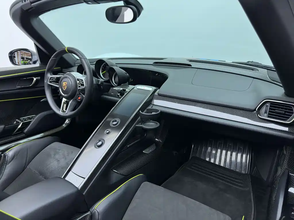 918 Spyder 2014 4.6L купить на сайте DeffCars
