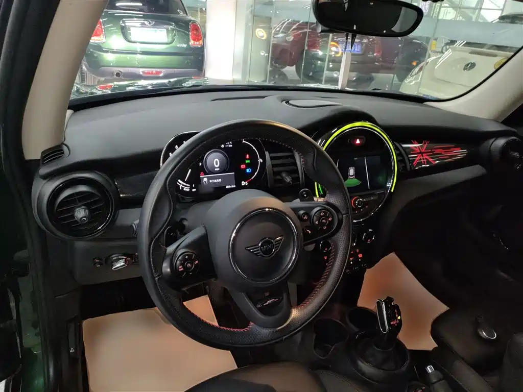 MINI 2021 2.0T COOPER S Classic купить на сайте DeffCars