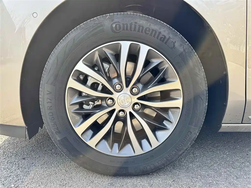 Buick GL8 2023 ES Lu Zun Exclusive Model купить на сайте DeffCars