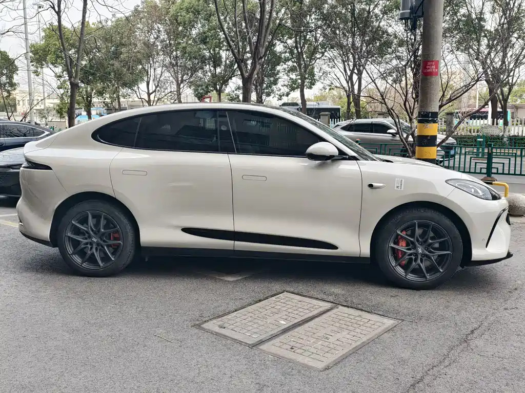 Zhiji LS6 2023 Max long battery life version купить на сайте DeffCars