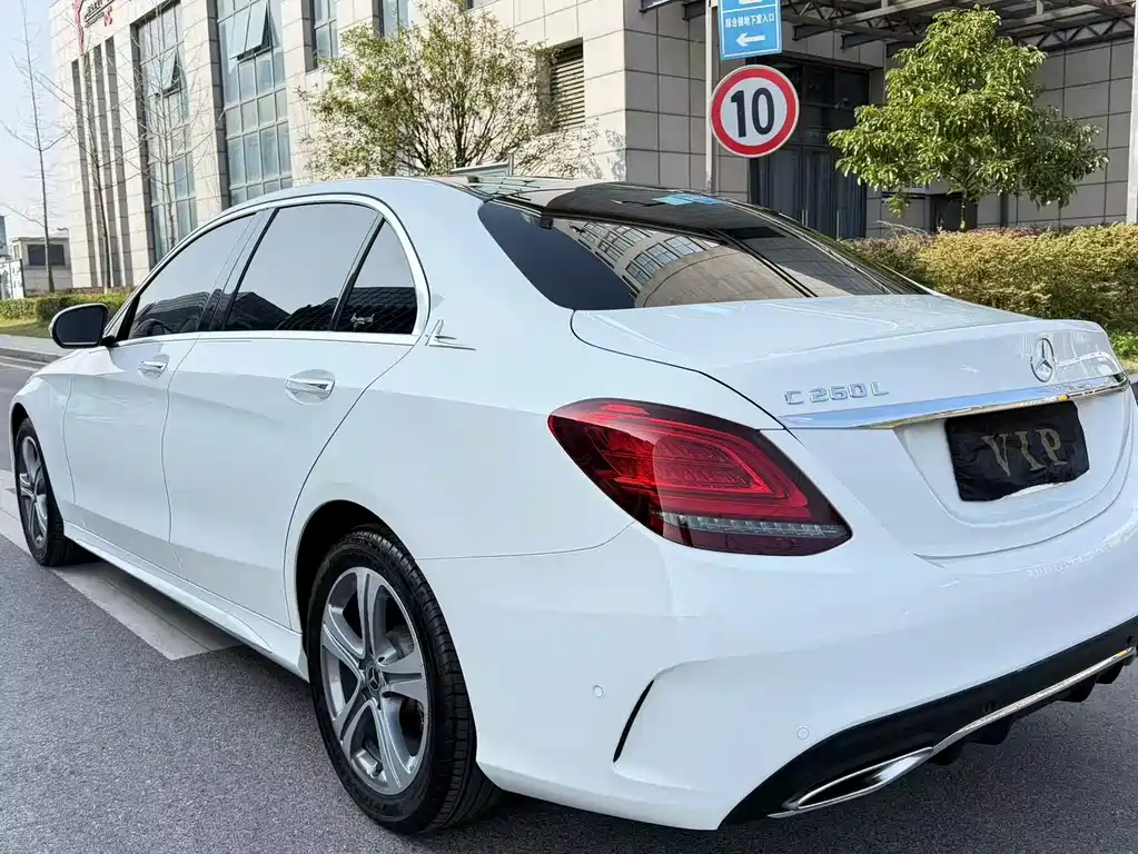Mercedes-Benz C-Class 2019 C 260 L Sports Edition купить на сайте DeffCars