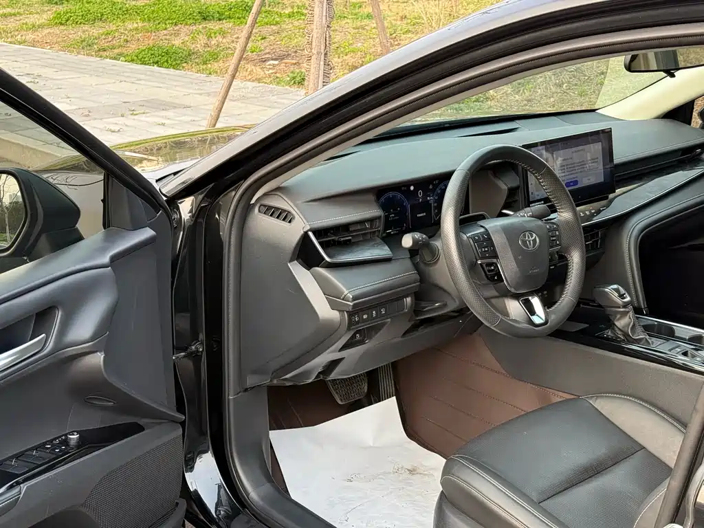 Camry 2024 Shuangqing 2.0HG Premium Edition купить на сайте DeffCars