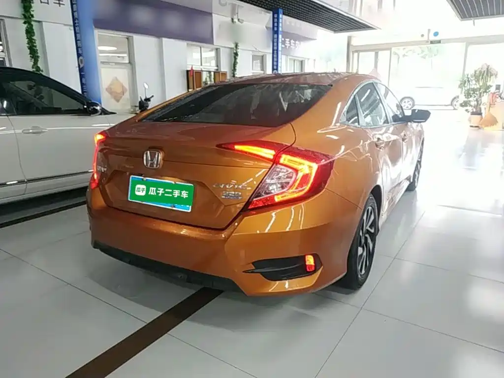 Civic 2016 220TURBO CVT Deluxe Edition купить на сайте DeffCars