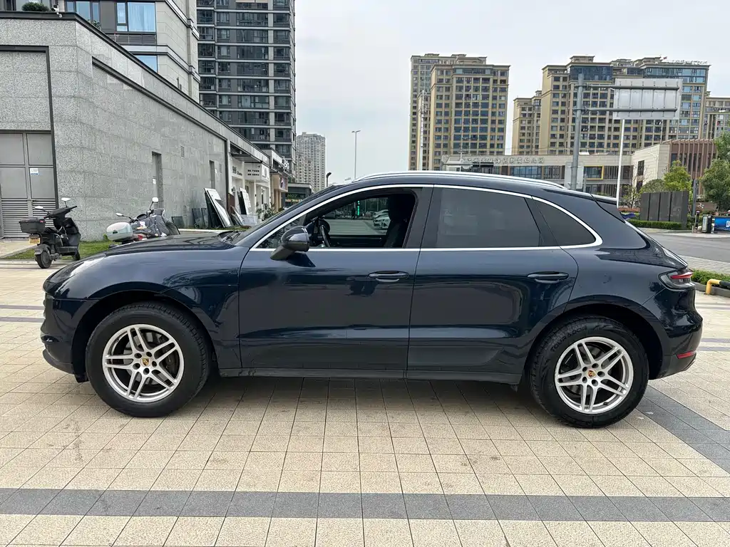 Macan 2018 Macan 2.0T купить на сайте DeffCars