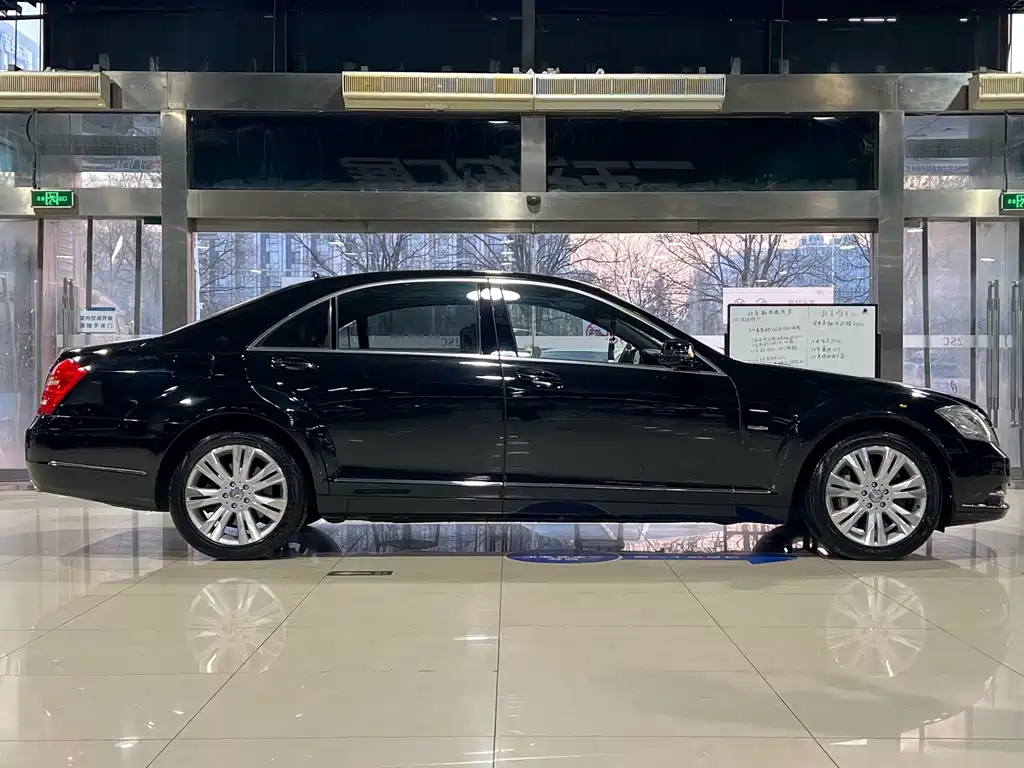 Mercedes S-Class 2011 S 500L CGI 4MATIC купить на сайте DeffCars