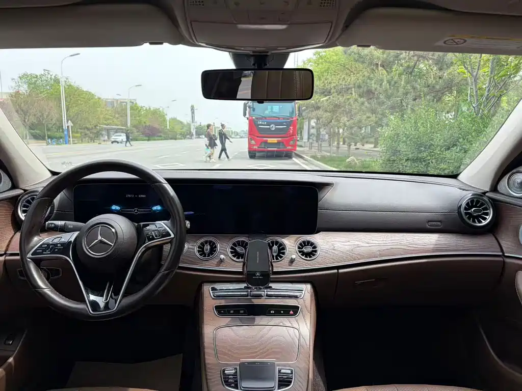 Mercedes-Benz E-Class 2021 E 260 L купить на сайте DeffCars