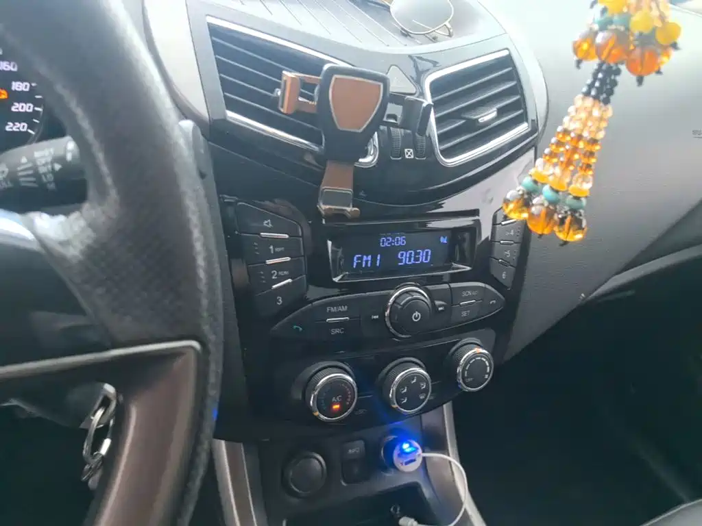 Haima S5 2015 1.6L manual luxury sunroof version купить на сайте DeffCars