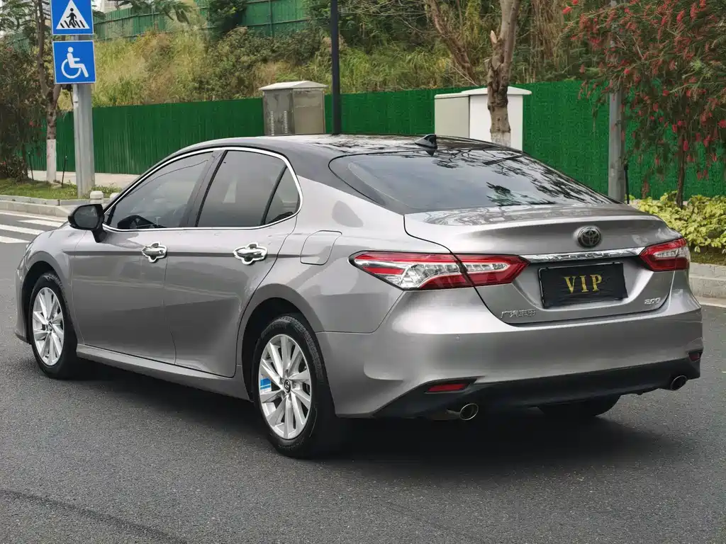 Camry 2021 2.0G Deluxe Edition купить на сайте DeffCars