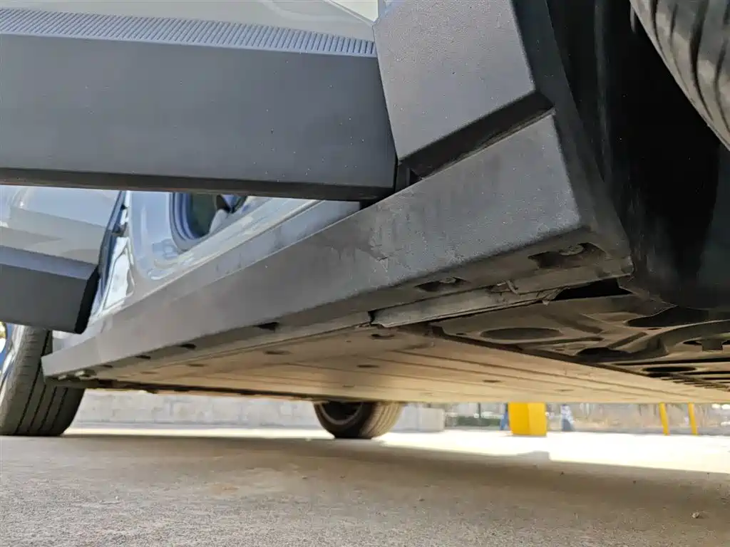 Volvo EX30 2025 rear-wheel drive long-range version Ultra купить на сайте DeffCars