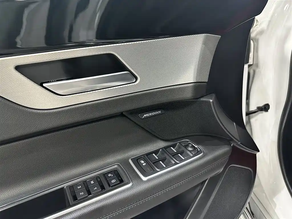 Jaguar XFL 2020 XFL 2.0T P200 2WD Elite Edition купить на сайте DeffCars