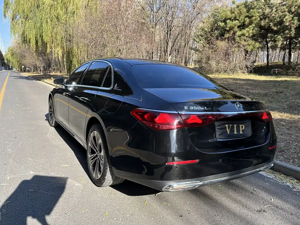 Mercedes-Benz E-Class New Energy 2024 E 350 e L plug-in hybrid sedan купить на сайте DeffCars